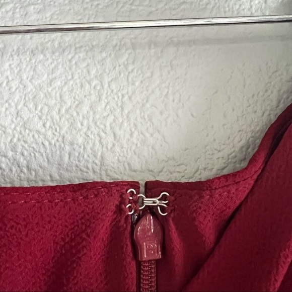 EXPRESS high low folded ruffled wrap skirt in Maroon -  Size: 0 - Picture 5 of 9